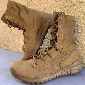 Nike SFB boots sz 9 brown